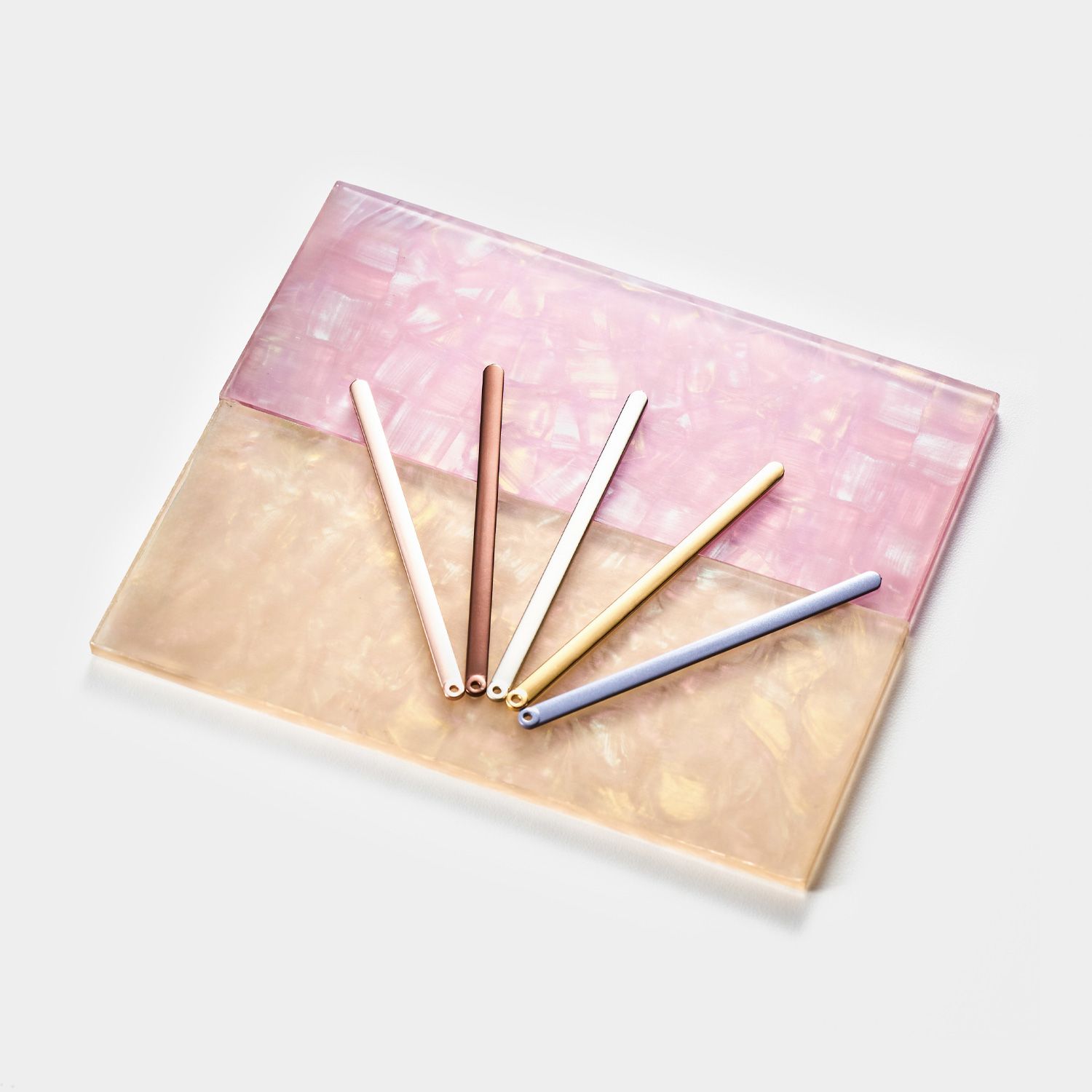 Mixed Material: Best of Both Worlds